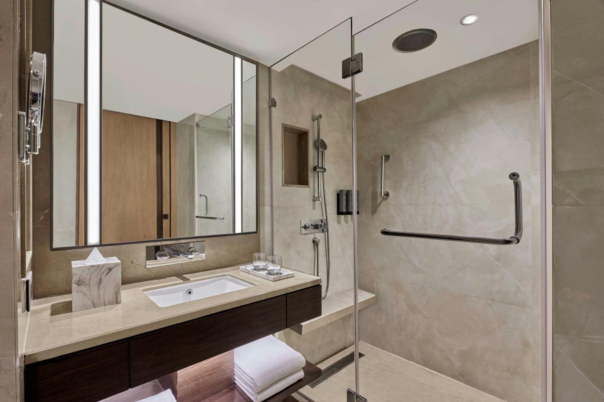 Courtyard By Marriott Gorakhpur Ξενοδοχείο Εξωτερικό φωτογραφία